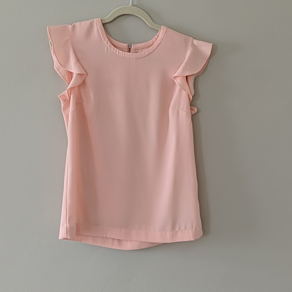 Shirt with flutter sleeves